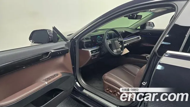 Hyundai Grandeur GN7 — Фото автомобиля 17