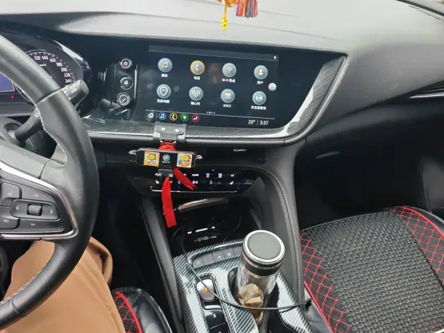 Buick Envision S — Фото автомобиля 14