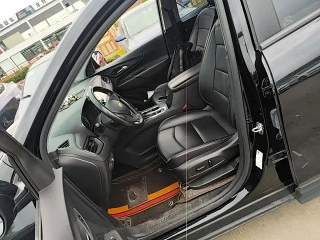 Chevrolet Equinox — Фото автомобиля 14