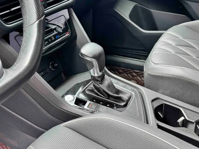 Volkswagen Tiguan L — Фото автомобиля 5