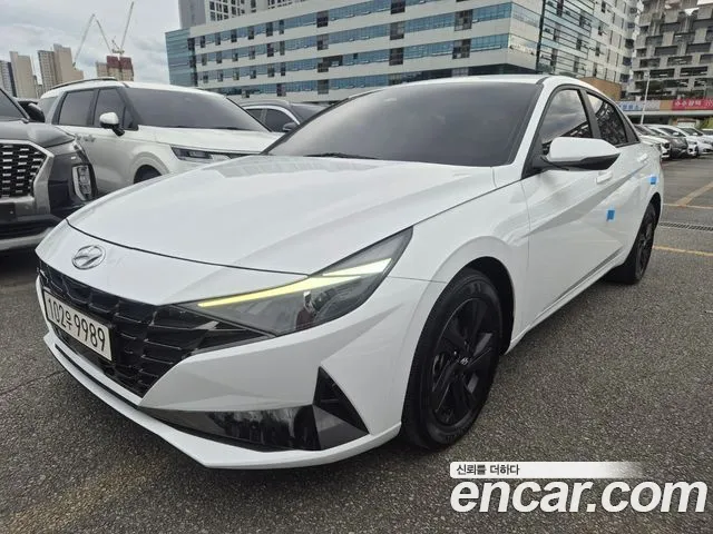 Hyundai Avante CN7 — Фото автомобиля 2