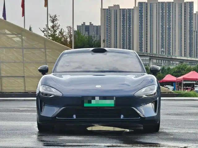 Xiaomi SU7 — Фото автомобиля 2