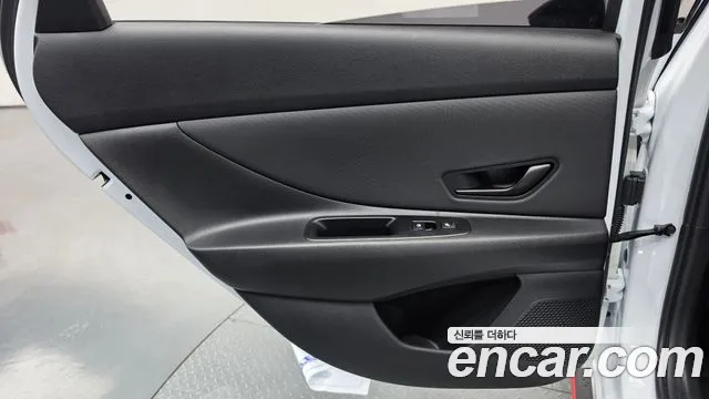 Hyundai Avante CN7 — Фото автомобиля 14