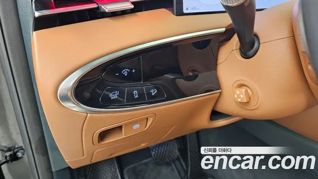 Genesis GV70 2.5T Бензин 2WD — Фото автомобиля 5
