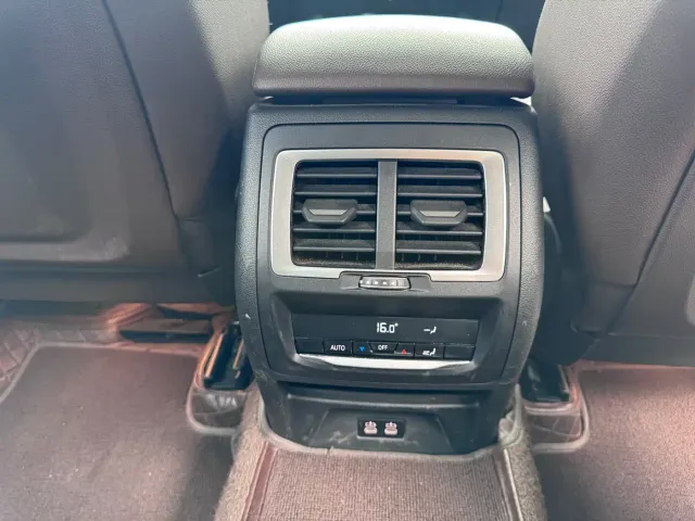 BMW X3 — Фото автомобиля 11