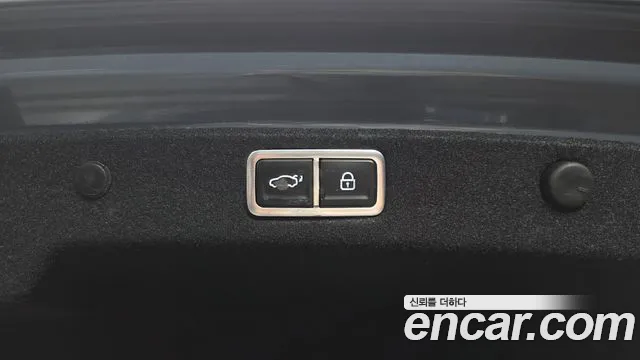 Hyundai Grandeur GN7 — Фото автомобиля 26