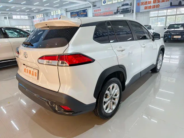 Toyota Frontlander — Фото автомобиля 6
