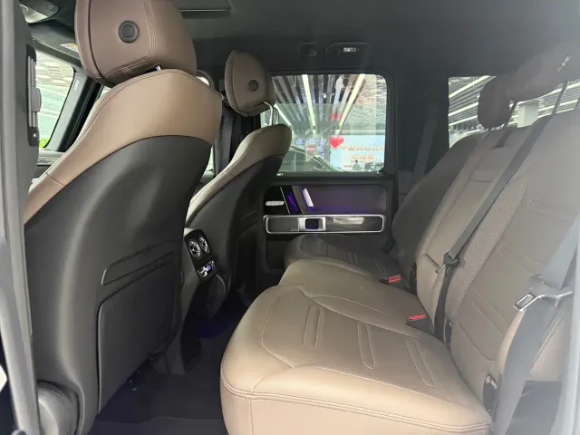 Mercedes-Benz G-Class — Фото автомобиля 13
