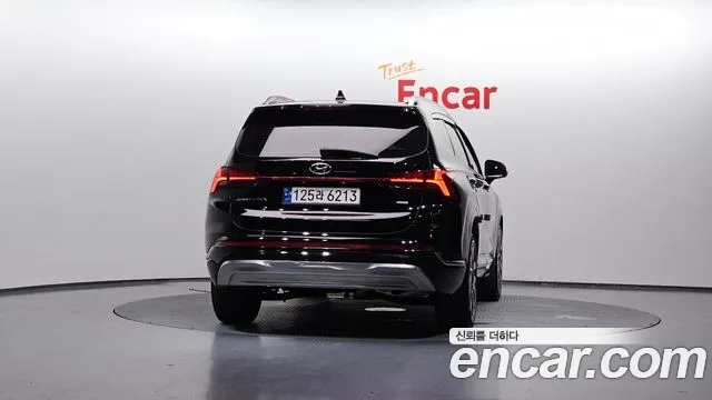 Hyundai Santafe Новый Santa Fe Бензин 2.5T 4WD — Фото автомобиля 3