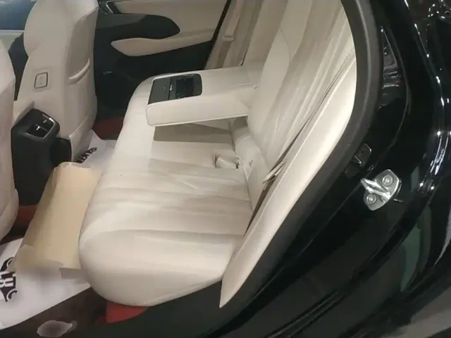 Buick LaCrosse — Фото автомобиля 16