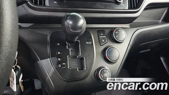 Kia RAY Новый Kia Ray Фургон — Фото автомобиля 9