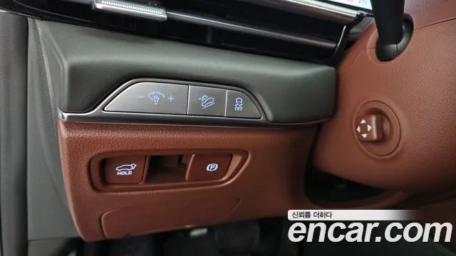Genesis GV80 — Фото автомобиля 26