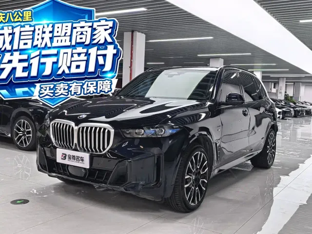 Фотография автомобиля — BMW X5
