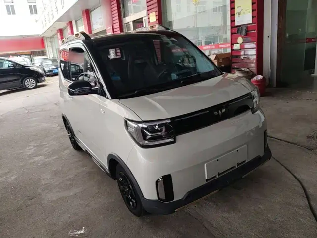Wuling Hongguang Mini EV — Фото автомобиля 3