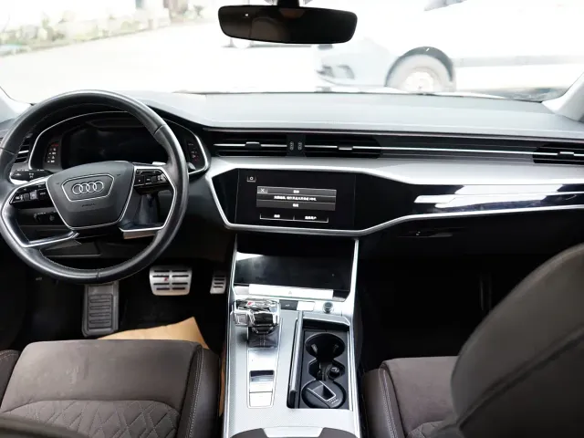 Audi A7L — Фото автомобиля 5