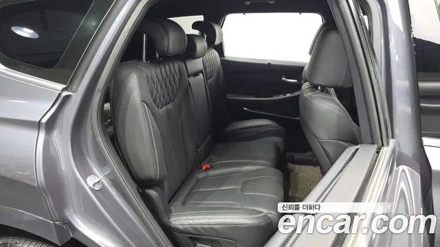 Hyundai Santafe Новый Santa Fe Бензин 2.5T 4WD — Фото автомобиля 5