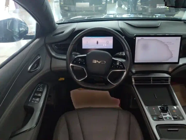 BYD Seal 07 DM-i — Фото автомобиля 10