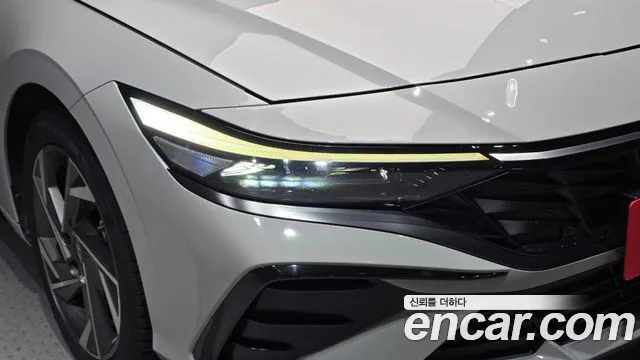 Hyundai AVANTE — Фото автомобиля 21