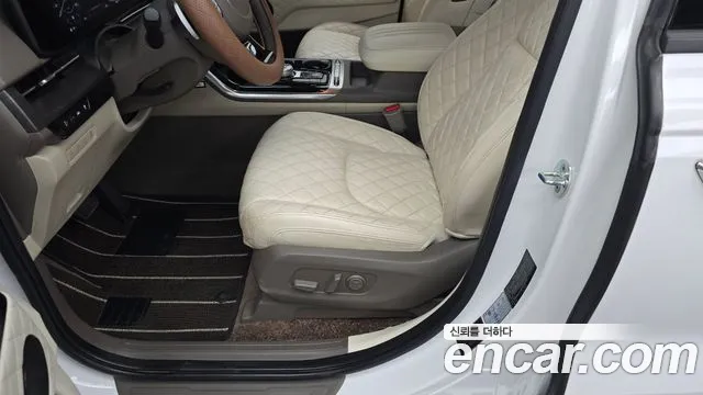 Kia Carnival 4th Gen — Фото автомобиля 23
