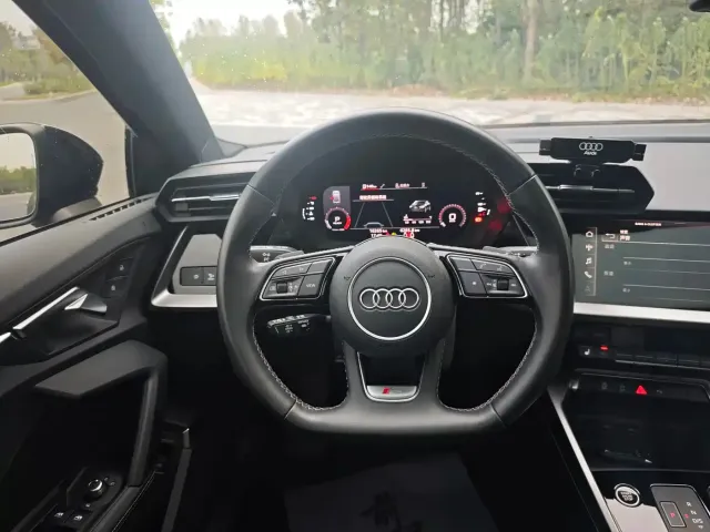 Audi A3 — Фото автомобиля 12
