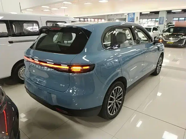 Leapmotor B10 — Фото автомобиля 6