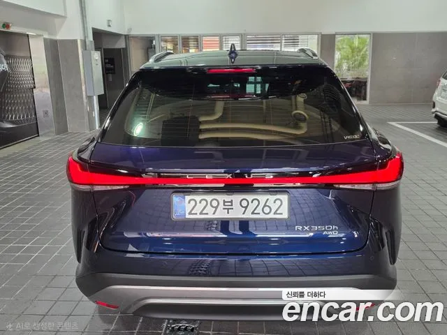 Lexus RX RX350h 5th Gen — Фото автомобиля 3
