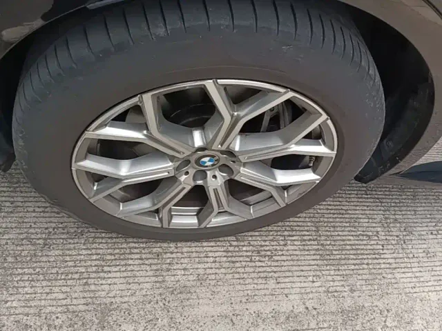 BMW X7 — Фото автомобиля 22