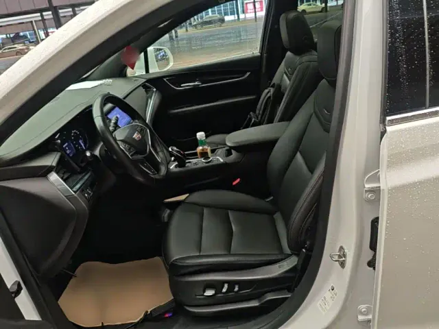 Cadillac XT5 — Фото автомобиля 14