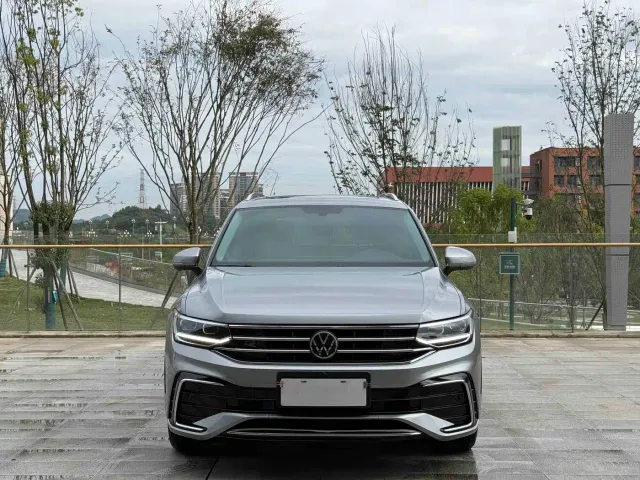 Volkswagen Tiguan L — Фото автомобиля 15