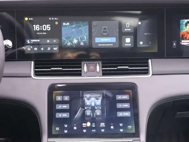 Li Auto ONE — Фото автомобиля 15