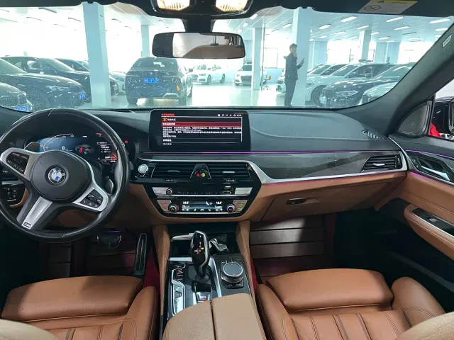BMW 6 Series Gran Turismo — Фото автомобиля 6