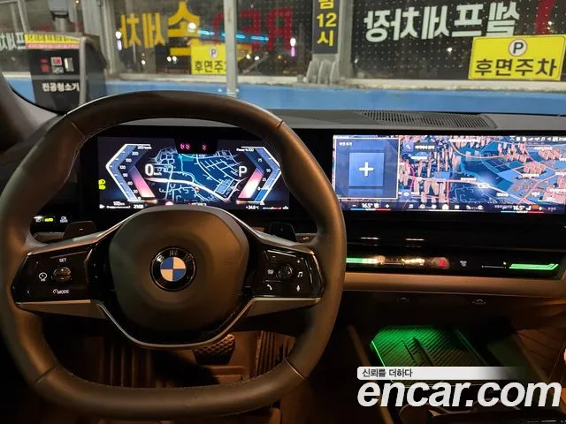 BMW 5 Series G60 — Фото автомобиля 14