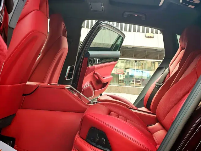 Porsche Panamera — Фото автомобиля 11