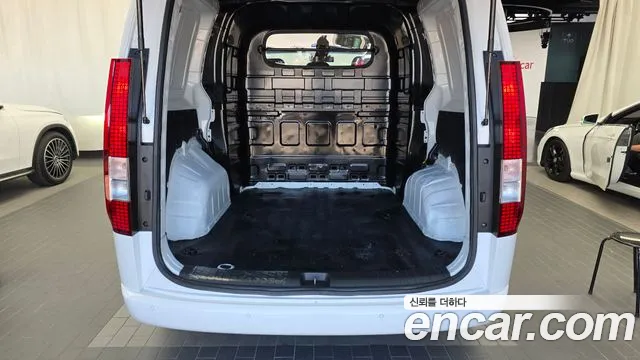 Hyundai Staria — Фото автомобиля 26