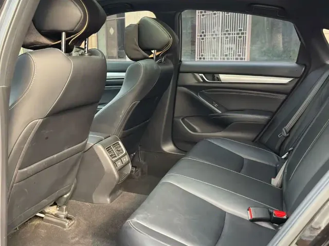 Honda Inspire — Фото автомобиля 8