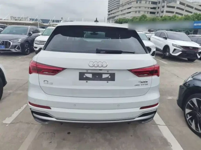 Audi Q3 — Фото автомобиля 5