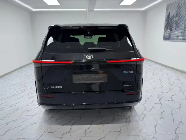 Toyota BoZhi 3X — Фото автомобиля 4