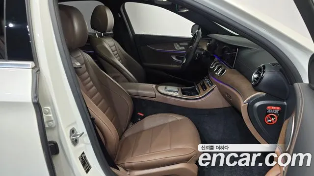 Mercedes-Benz E-Class W213 — Фото автомобиля 16