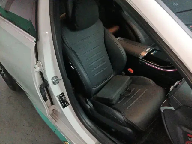 Mercedes-Benz C-Class — Фото автомобиля 24