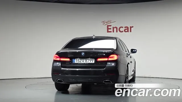 BMW 5 Series G30 — Фото автомобиля 4