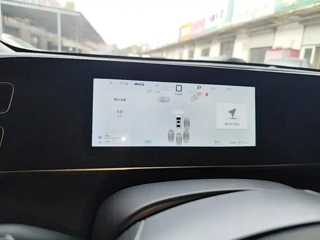 BYD Qin L — Фото автомобиля 11