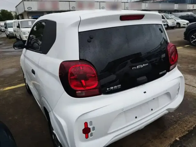 Roewe Kaiwei CLEVER 2021 302km New Four-Seat Super Edition — Фото автомобиля 4
