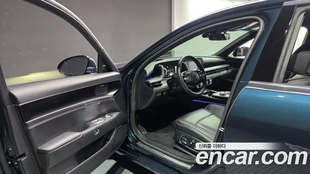Genesis G90 Бензин 3.5 турбо AWD — Фото автомобиля 10