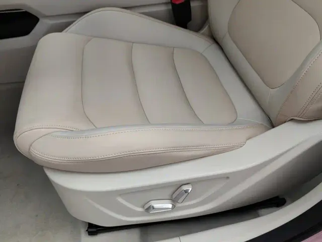 Geely Geely ICON 2023 Model 1.5TD Chocolate Deluxe Edition — Фото автомобиля 20
