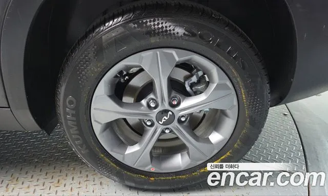 Kia Seltos New — Фото автомобиля 6