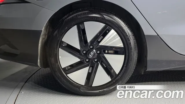 Hyundai Ioniq 6 — Фото автомобиля 6