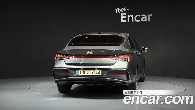 Hyundai AVANTE Новый Avante (CN7) — Фото автомобиля 4