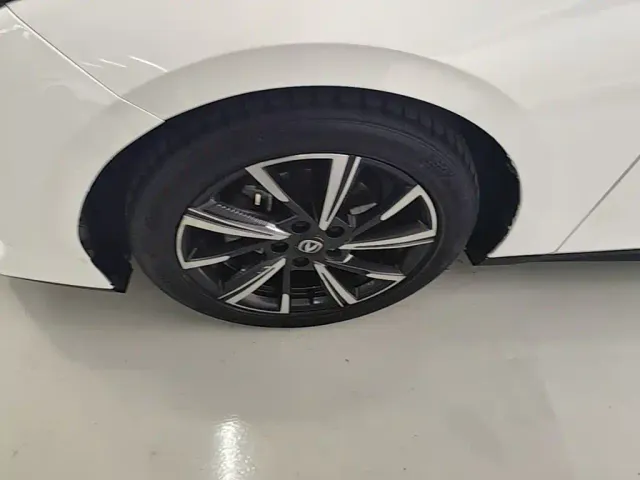 Changan Lamore — Фото автомобиля 24