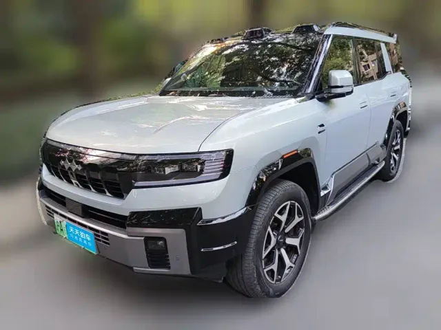 Фотография автомобиля — BYD FangChengBao Leopard 8