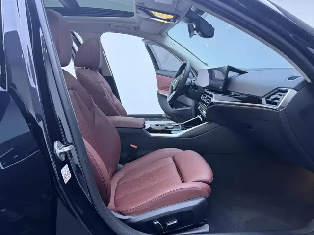 BMW i3 — Фото автомобиля 9